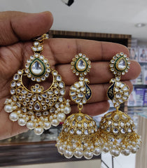 Maang tikka set, Punjabi jewellery,  kundan maang tikka set, Partywear bollywood style Maroon kundan and pearl matha tikka set , Gift for her